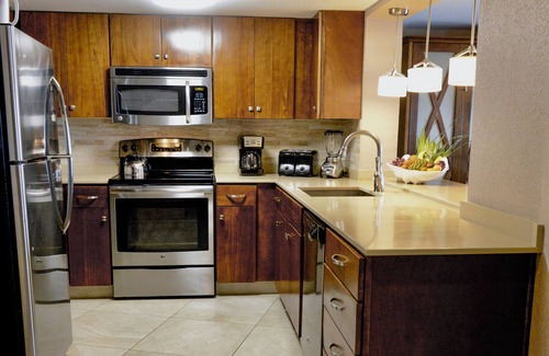 Pelican Key Resort | Simpson Bay Resort, Marina & Spa