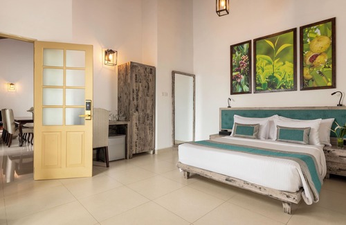 Pathadumbara Hotel | Simpson's Forest Hotel