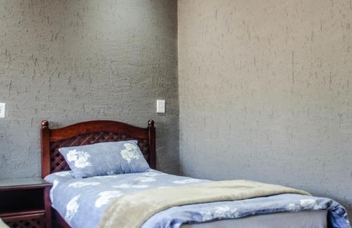 Alabama House | Simunye Guest House