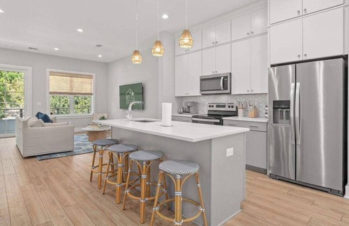 Mount Pleasant House | Sincerely Shem III- 7 min to beach and dtwn CHS