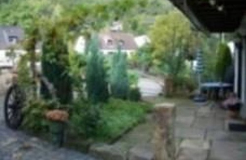 Neustadt-Hambach Bed & Breakfast | Single Room Shower/WC - Gästehaus Almel