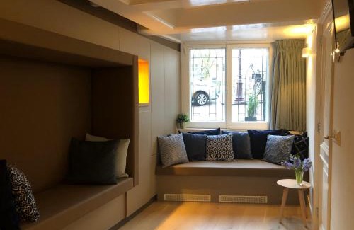 Burgwallen Nieuwe Zijde Bed & Breakfast | Singel Residence
