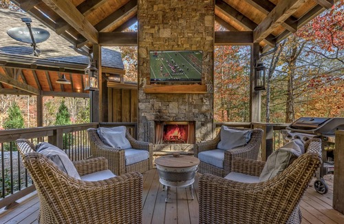 Foxfire Estates House | Singing Pines by Escape to Blue Ridge
