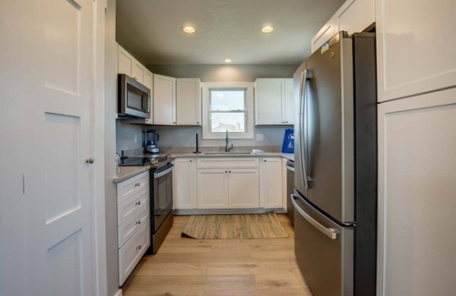 Tuckahoe House | Singing Sandpipers | 325 ft to the beach | Private Pool, Dog Friendly, Community Pool