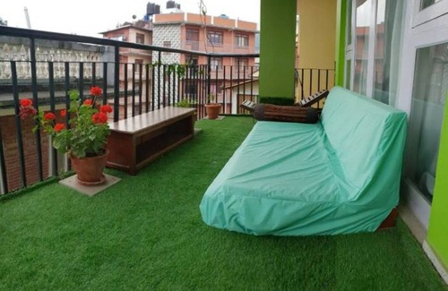 Kathmandu House | Single bedroom, living room, kitchen and bathroom