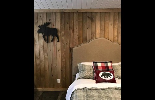 Island Park Ski Chalet | Single Cabin Unit 2