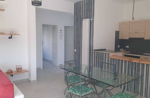 Lavinio Lido di Enea Villa | Single/Double-family villa