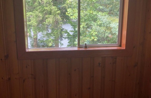 McKellar Cottage | Single Family Cottage Perfect for Families with Kids Charm and Sunset Included