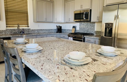 North Natomas House | Single family home 3 beds, 2.5 baths, close to everything for 31 nights or more