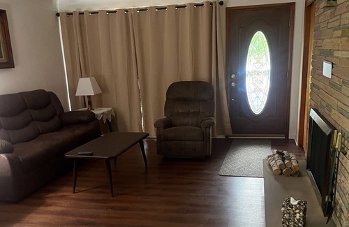 Belleville House | Single family home fully free Wi-Fi