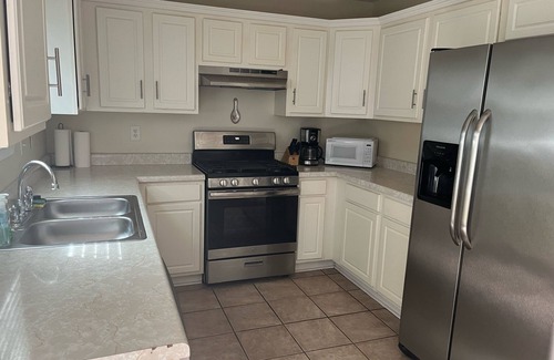 Lithonia House | Single family home three bedroom