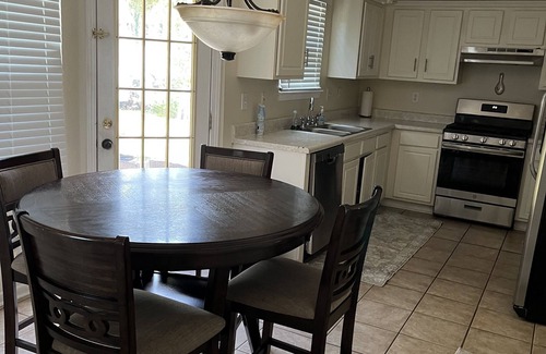 Lithonia House | Single family home three bedroom