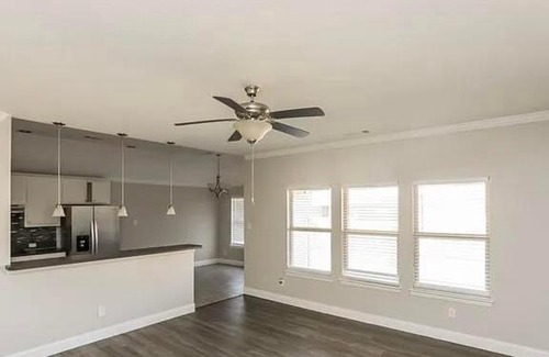 Waxahachie Villa | Single Family Home