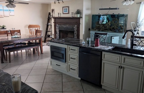 Englewood House | Single Family saltwater pool house with fenced in backyard close to the beach.