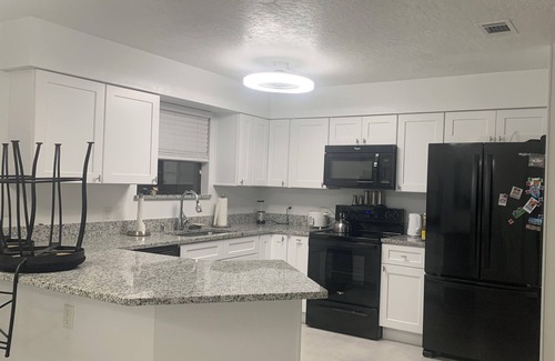 Cocoa House | Single Female only