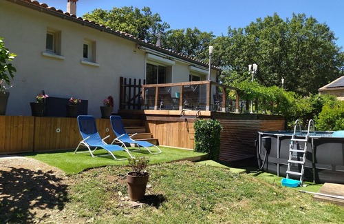 La Capelle-et-Masmolene Villa | Single-storey villa, air conditioning, WiFi, swimming pool and large, quiet garden