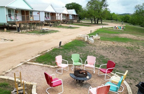 Kerrville Cabin | Single Level Double Queen Cabin w/Carport #3
