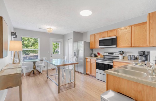 Thompson's Station House | Single-Level Comfort | Clean, Quiet, Great Beds
