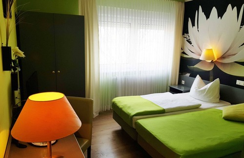 Buro House | Single room 1 online - Hotel Zur Fichtenbreite Garni plus