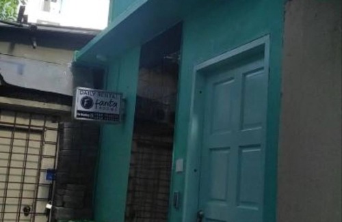 Male House | Single Room 2