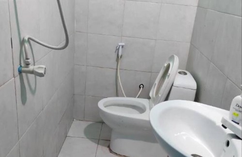 Male House | Single Room 2