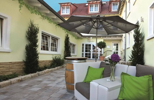 Weisenheim am Berg House | Single room, shower or bath, WC, non-smoking - Speeter - Hotel/Restaurant