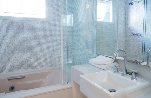 Sao Conrado Hotel | Single room in a luxury hotel