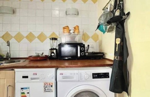 Ontinyent House | Single room in a private house, with shared bathroom near downtown