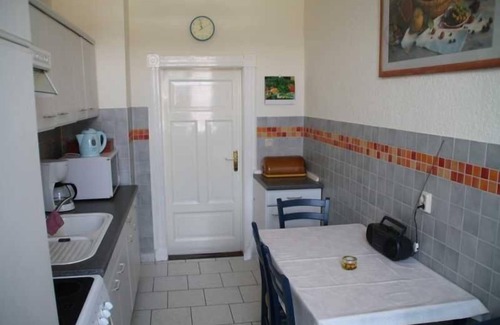 Burg Stargard Cottage | Single Room - Pension Villa Martha