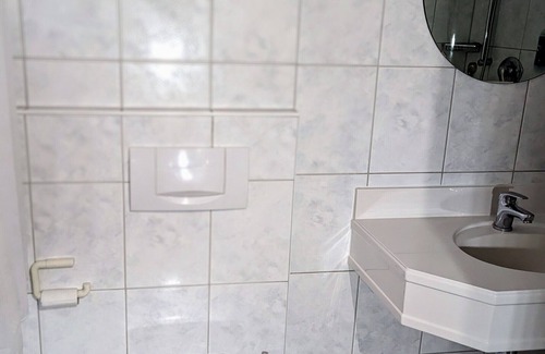 Rastatt Hotel | Single room-Private Bathroom