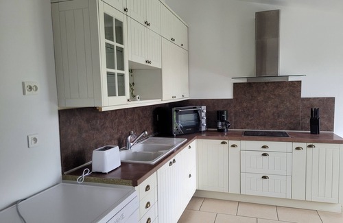 Trosly-Loire House | single-storey house