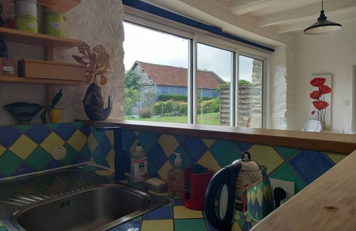 (le) Mesnil Hue House | Single-storey house 100 m from the strikes