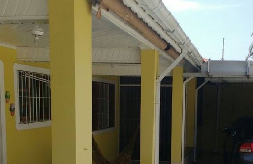 Itanhaem House | Single storey house 300mts from the beach, ideal for family and couples., Great location.
