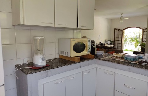 Cidade Nova Peruibe House | Single-storey house in Peruíbe, 400 meters from the beach