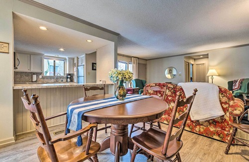 Fairfield Bay Apartment | Single-story Fairfield Bay Condo w/Deck!