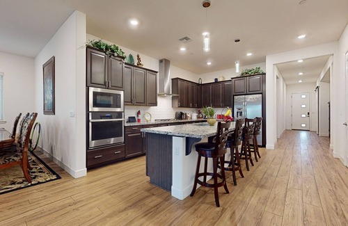 Elk Grove House | Single-story home with private patio, grill, AC, W/D, & central location