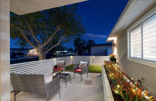 Charleston Preservation House | Single Story minutes from Summerlin with RV Parking & Dog Friendly