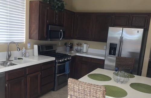Temecula House | Single Story with Panoramic View