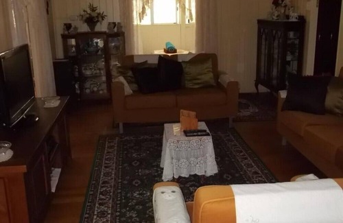 Woolooga Bed & Breakfast | Single Woolooga Australia