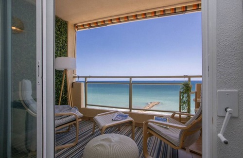 Puig Apartment | SingularStays El Puig Beach II