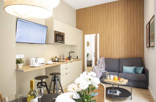 Valencia City Centre Apartment | Singular Stays Mercado Central VI