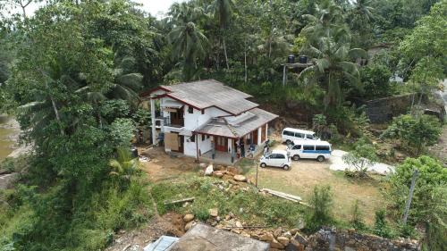 Nelluwa House | Sinharaja River Face holiday