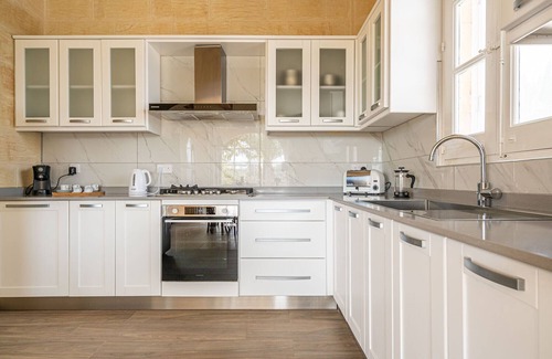 Xaghra Villa | Sinjura - Xaghra Holiday Home