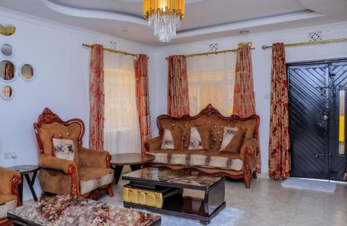 Kenya House | Sinyati Suites Narok