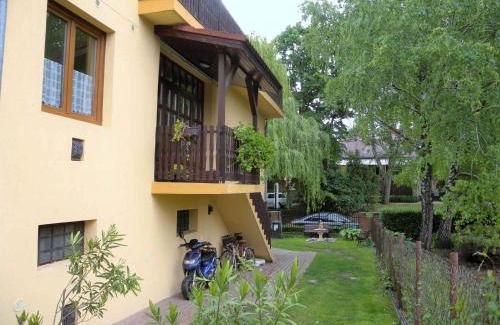 Siofok House | Sio-LÁZÁR