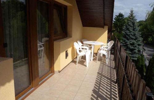 Siofok House | Sio-LÁZÁR