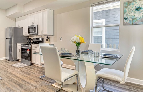 Indianapolis House | Sip, Dine & Explore Fountain Square: Indy Retreat!