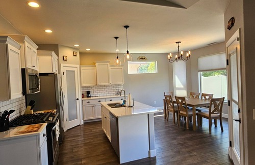 Grand Junction House | Sip, Stay and Ride- a charming wine themed home in Grand Junction