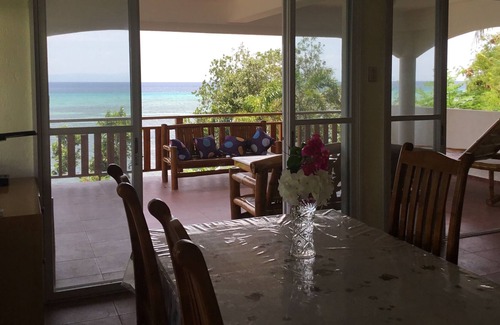Siquijor Villa | Siquijor’s best beach location
