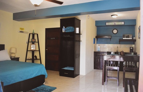 Belize City House | Sir Angel's Guesthouse